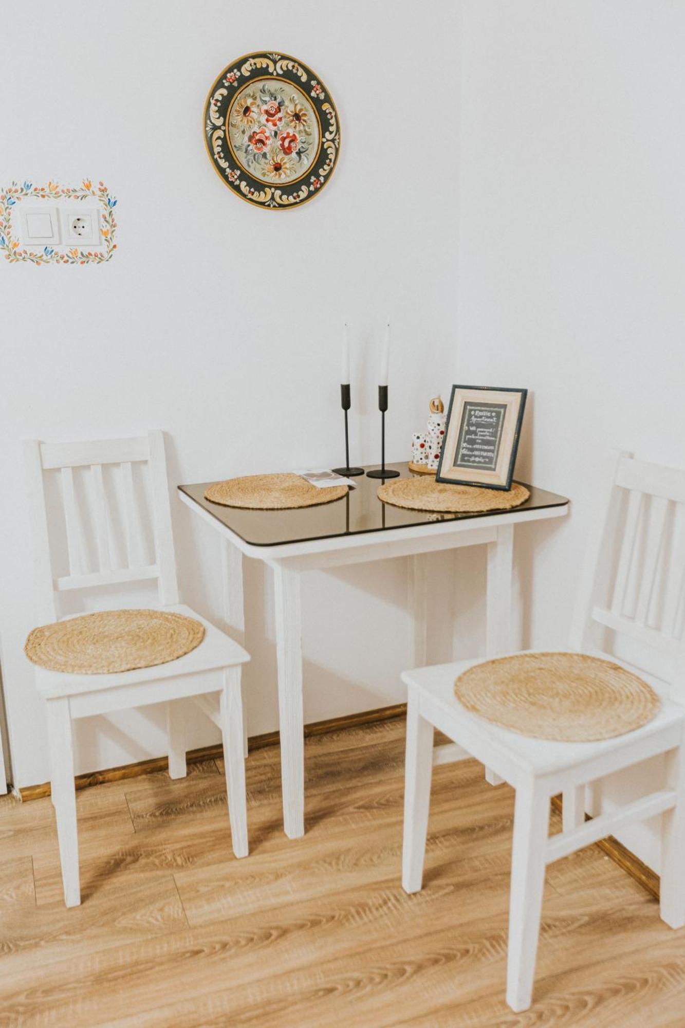 Republicii Rustic Apartament In Brasov City Center Buitenkant foto