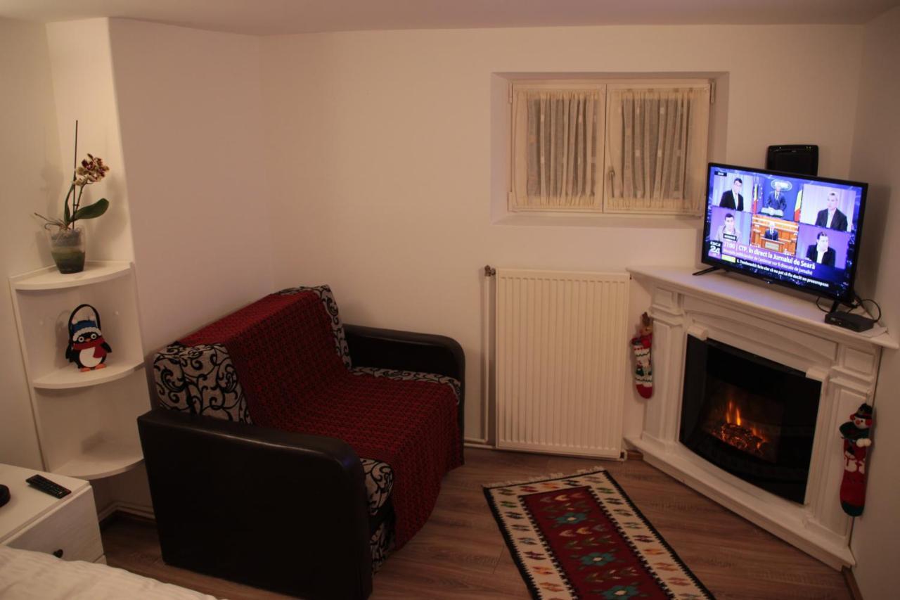 Republicii Rustic Apartament In Brasov City Center Buitenkant foto