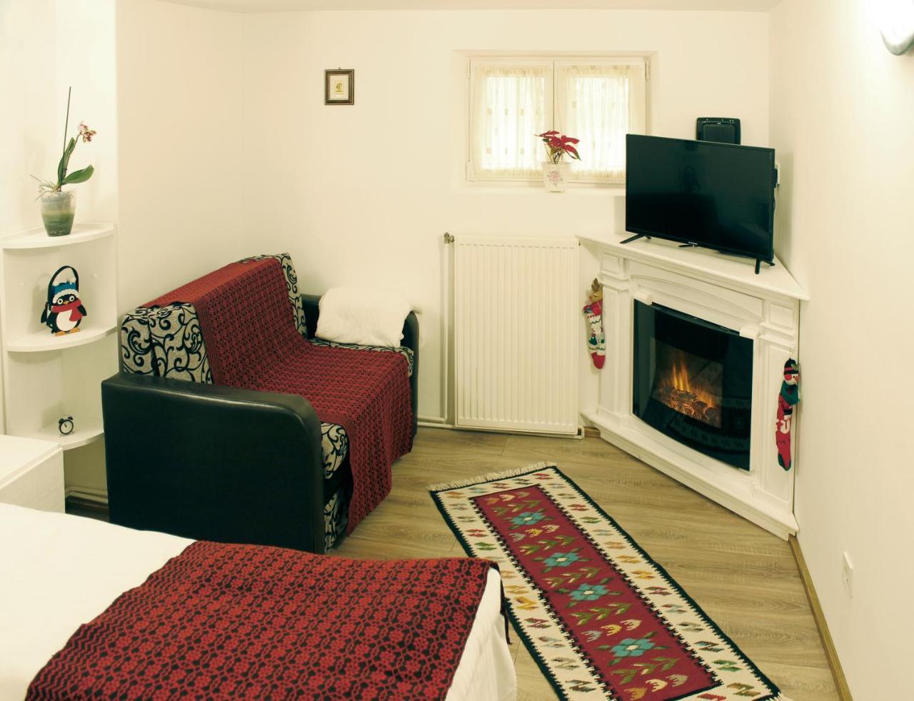 Republicii Rustic Apartament In Brasov City Center Buitenkant foto